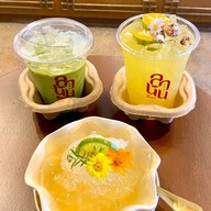 Ling Chen Cafe