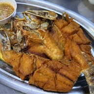 ตี๋โภชนา ข้าวต้มราตรี