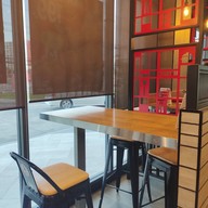 บรรยากาศ KFC เดอะฟอร์เรสท์ พหลโยธิน