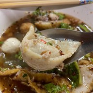 เฮียชัย ก๋วยจั๊บเซี้ยงไฮ้
