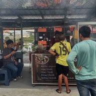 บรรยากาศ เขยอีสาน พาแซ่บ บ้านกรด