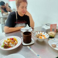 สุกี้ดารา ผัดแห้งหอมกระทะ พัทยา