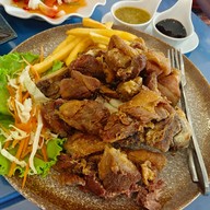 ร้านครัวระฆังเงิน สโมสรนายทหารอากาศ บางซื่อ