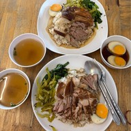 เมนูของร้าน โต้งข้าวหมูแดง กาญจนาภิเษก-โลตัสพลัสมอลล์
