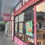 หน้าร้าน PIKE PLACE PIZZA PASTA & STEAK PTT Station Sirindhorn
