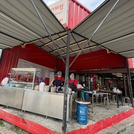 โต้งข้าวหมูแดง กาญจนาภิเษก-โลตัสพลัสมอลล์