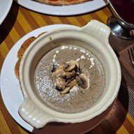 100 East โรงแรมอนันตรา