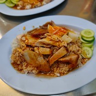 ร้านนายฉั้ว