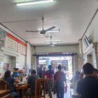 บรรยากาศ ลูกชิ้นเนื้อ โอชารส