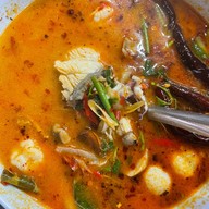 ราชาข้าวต้ม ผักบุ้งลอยฟ้า (นายอ้วนเจ้าเก่า) ถนนเทพรักษ์