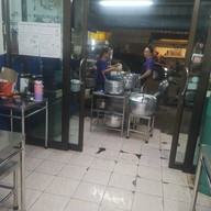 บรรยากาศ โจ๊กสามย่าน โชคชัย 4
