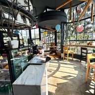 บรรยากาศ สวัสดี ปากเกร็ด