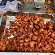 หมูทอดชินจัง สาขาพัฒน์พงษ์1