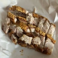 ธานี ข้าวหมูแดง - หมูกรอบ อารีย์