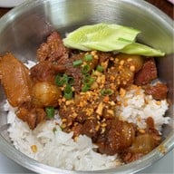 ป๋าเลี้ยง ถ้วยร้อน