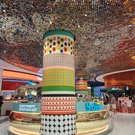 Yolé Siam Paragon