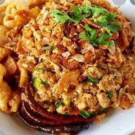 นาย อาหารเหนือ หมู่บ้านปฐมทอง