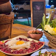 ร้านลาบยโสธร By.เจ๊ปู ถนน 347 ทางเข้าคลังบางจาก อ.บางปะอิน จ. พระนครศรีอยุธยา