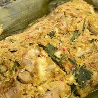 นาย อาหารเหนือ หมู่บ้านปฐมทอง