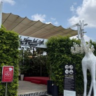 Le Khwam Luck Cafe Bar and Restaurant เอกมัย 22