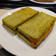 Starbucks โรงพยาบาลบางปะกอก 1