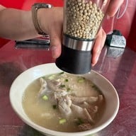 เกาเหลาเลือดหมูพลังม้า(ศรีนครินทร์) สาขาศรีนครินทร์