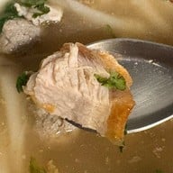 ก๋วยจั๊บนายเล็ก (อ้วน) เจ้าเก่าเยาวราช สวนผัก