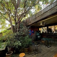 บรรยากาศ The Birder's Lodge Cafe (BL Cafe & Grill)
