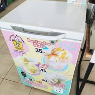 เมนูของร้าน ข้าวแกง หอมแกง สะแกงามซอย 9 ข้าวแกง หอมแกง สะแกงามซอย 9