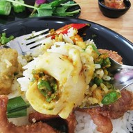 เมนูของร้าน ข้าวแกง หอมแกง สะแกงามซอย 9 ข้าวแกง หอมแกง สะแกงามซอย 9