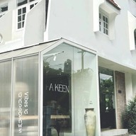 A KEEN HOUSE Sukhumvit
