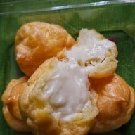 ยูเอฟเอ็มเบเกอรี่เฮ้าส์ ธนิยะ