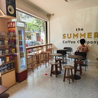 บรรยากาศ The Summer Coffee Company Talat noi
