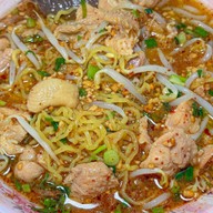 ก๋วยเตี๋ยวไก่ยายปอน