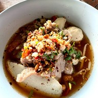 เมนูของร้าน ก๋วยเตี๋ยวตาม้วน