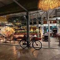 โรงน้ำชา หลงซุ่น โรงน้ำชา หลงซุ่น