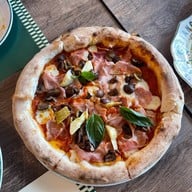 Bianca Italian Restaurant (Pizza, Pasta) วัน แบงค็อก