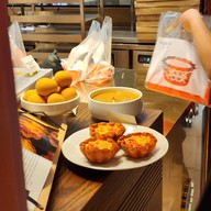YOLK Oriental Bakehouse & Tea Bar Siam Paragon