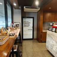 BROTHERS & SISTER CAFE -