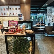 BROTHERS & SISTER CAFE -