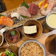 MAGURO Sushi เอสพลานาด รัชดาภิเษก