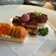 CUT CUT Chef's Table