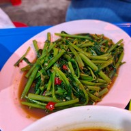 ต้มยำหัวปลาเฮียอ้วน