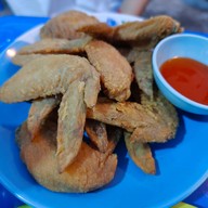 ต้มยำหัวปลาเฮียอ้วน