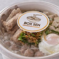 BOX SEN - ก๋วยจั๊บญวณ (พญาชมภู สารภี)