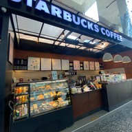 Starbucks สาทรสแควร์