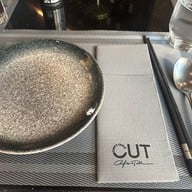 CUT CUT Chef's Table
