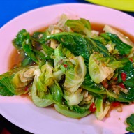 ต้มยำหัวปลาเฮียอ้วน