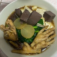 หมูย่าง หมูปลา เจ้าอร่อย มิตรยนต์พัทยานาเกลือ  ถนนนาเกลือ