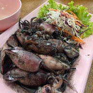 ครัวต้นมะพร้าวเคียง ม.บูรพา